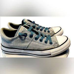 Converse All Star Striped Women’s 7.5 Men’s 5.5  Cushion Tongue & Heel Low Top